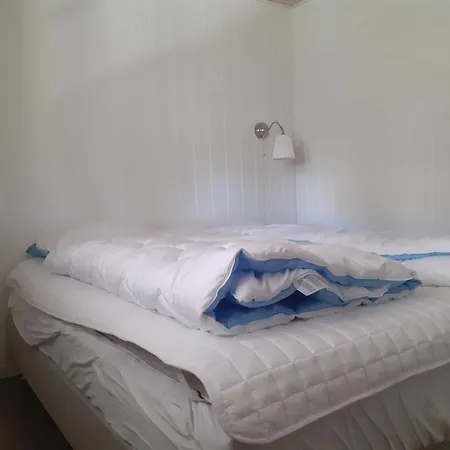 בית נופש Stunning In With 3 Bedrooms, Internet And Sauna הדרסלב
