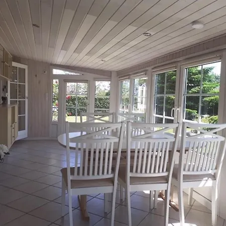Stunning In With 3 Bedrooms, Internet And Sauna בית נופש