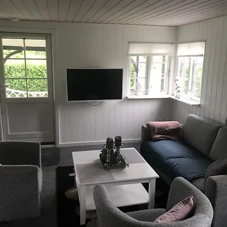 Stunning In With 3 Bedrooms, Internet And Sauna הדרסלב