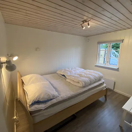 בית נופש Stunning In With 3 Bedrooms, Internet And Sauna *