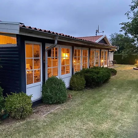 Stunning In With 3 Bedrooms, Internet And Sauna * הדרסלב
